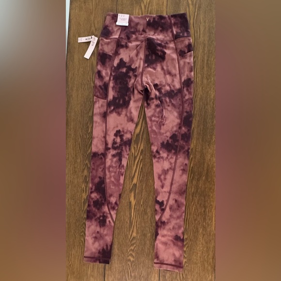 Victoria’s Secret Incredible essential legging size 6 high rise NEW! - Picture 2 of 7